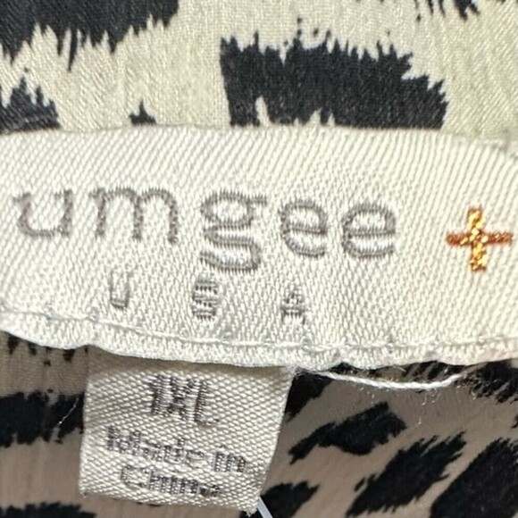 Umgee‎ Animal Print Top Size 1XL - Picture 14 of 16